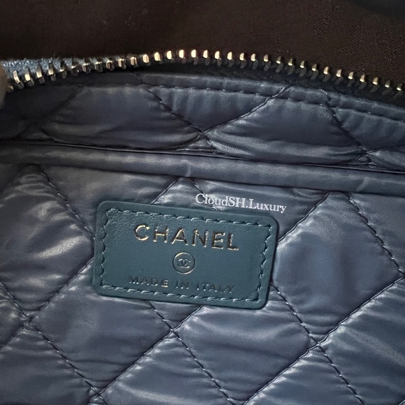 Auth Chanel 24C Denim Vanity Bag w/ gold hardware - BNIB - Picture 8 of 9